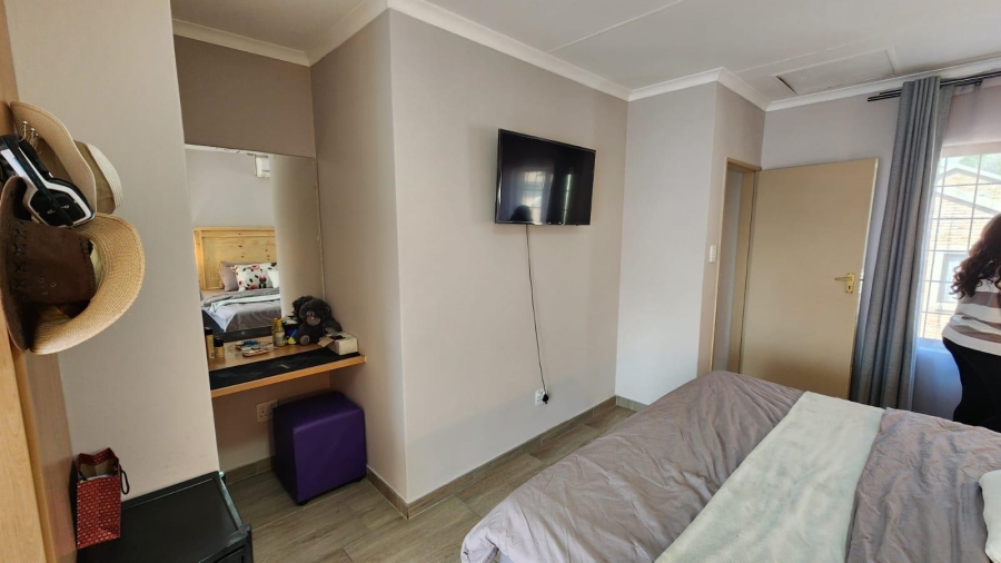 To Let 3 Bedroom Property for Rent in Cashan North West
